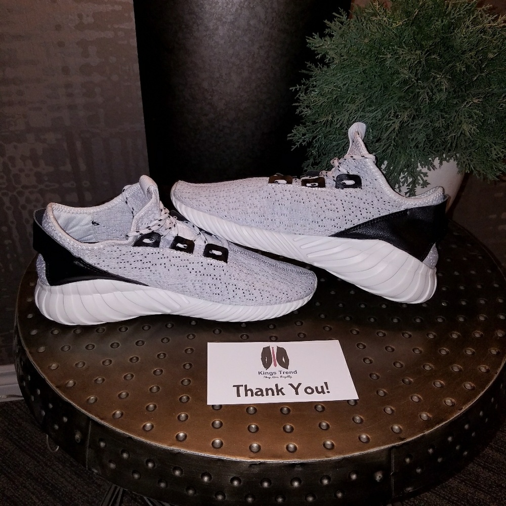NEW! Mens "New York" Cross Training Footwear